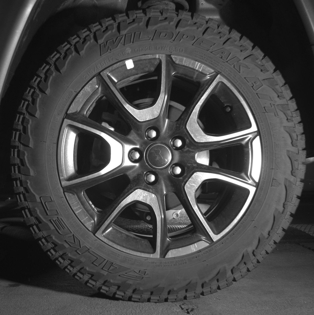 Used 2025 Jeep Compass Trailhawk image 14