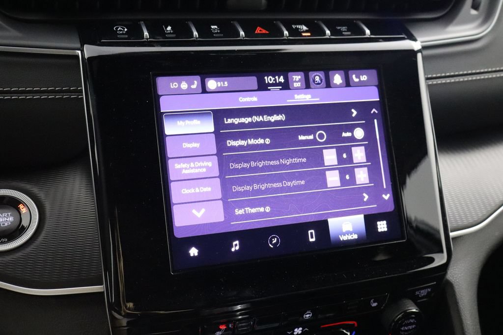 Used 2025 Jeep Grand Cherokee L Laredo AWD/4WD image 33