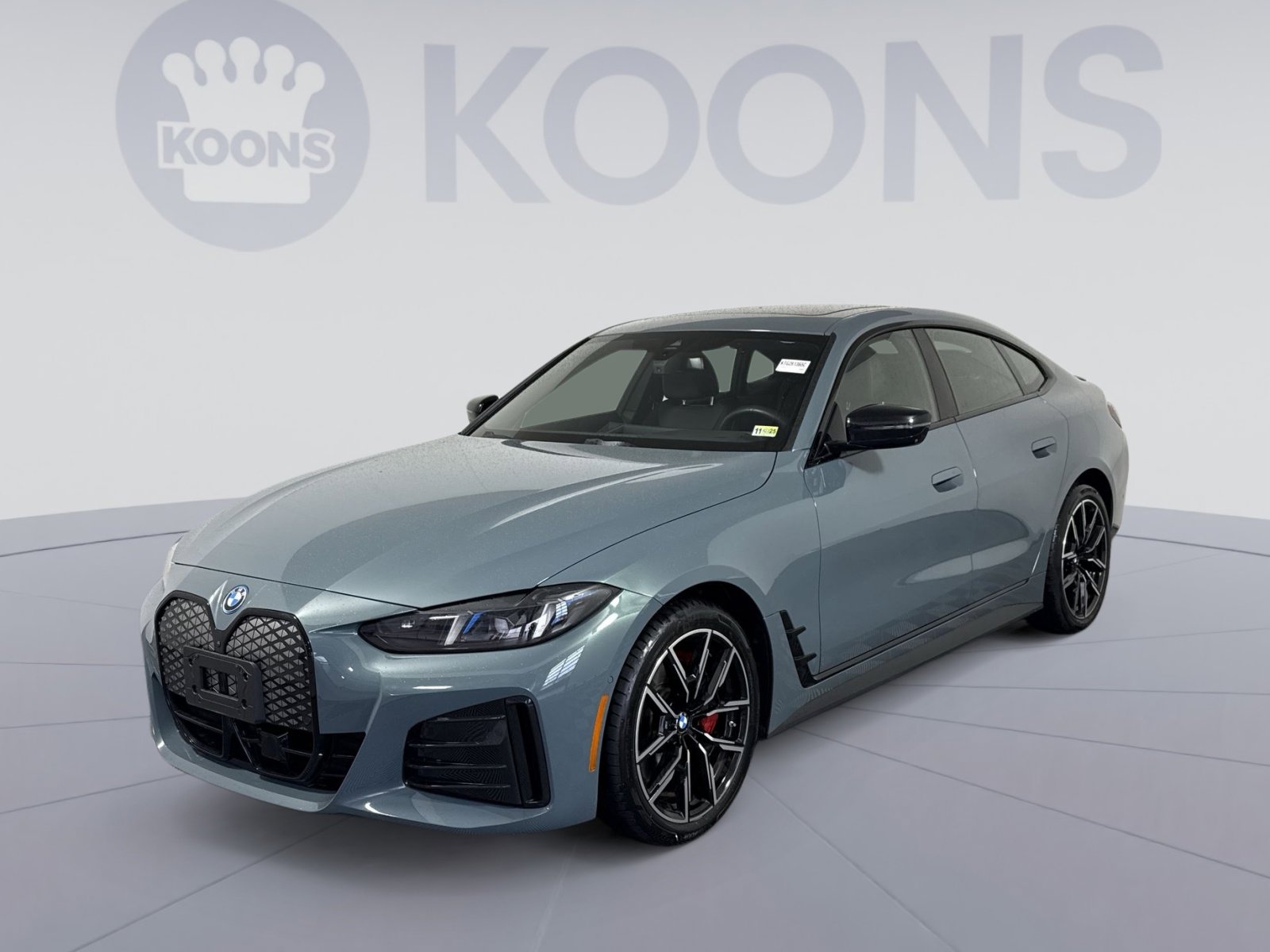 Used 2025 BMW i4 xDrive40i w/ M Sport Package AWD/4WD image 1