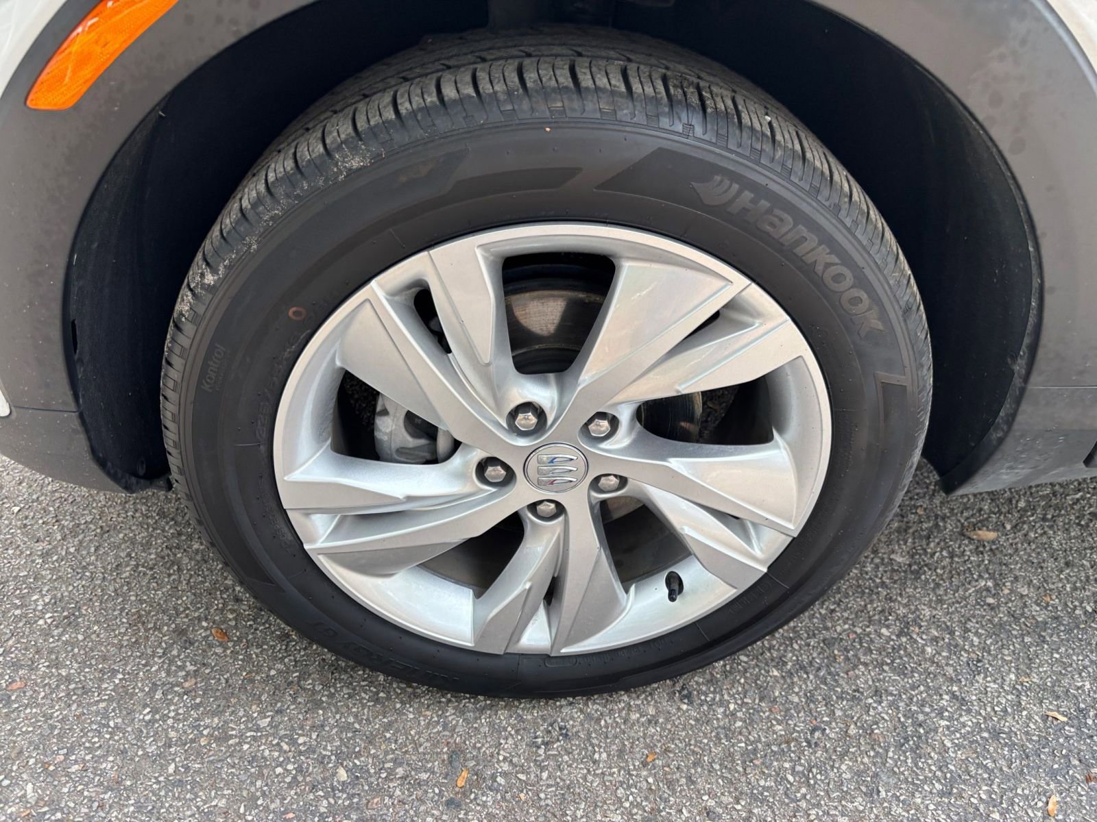 Used 2025 Buick Encore GX Preferred FWD image 29