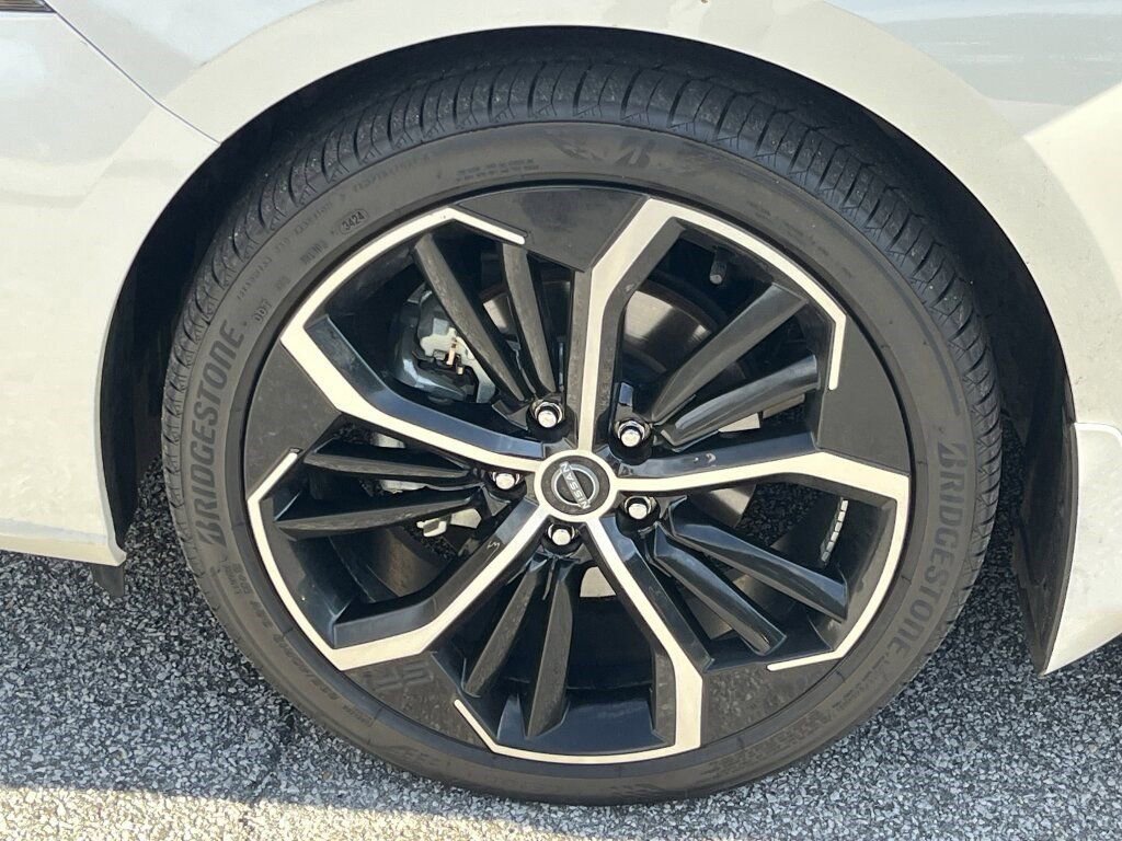 Certified 2025 Nissan Altima 2.5 SR w/ SR Premium Package image 30