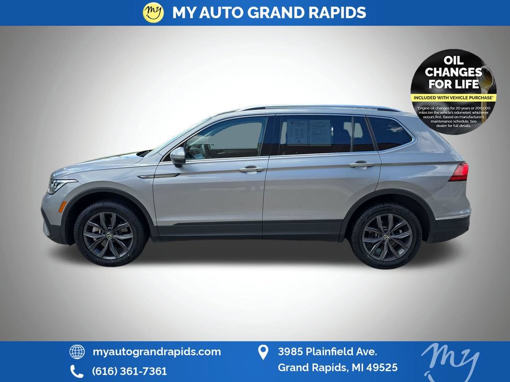 Used 2023 Volkswagen Tiguan SE AWD/4WD image 4