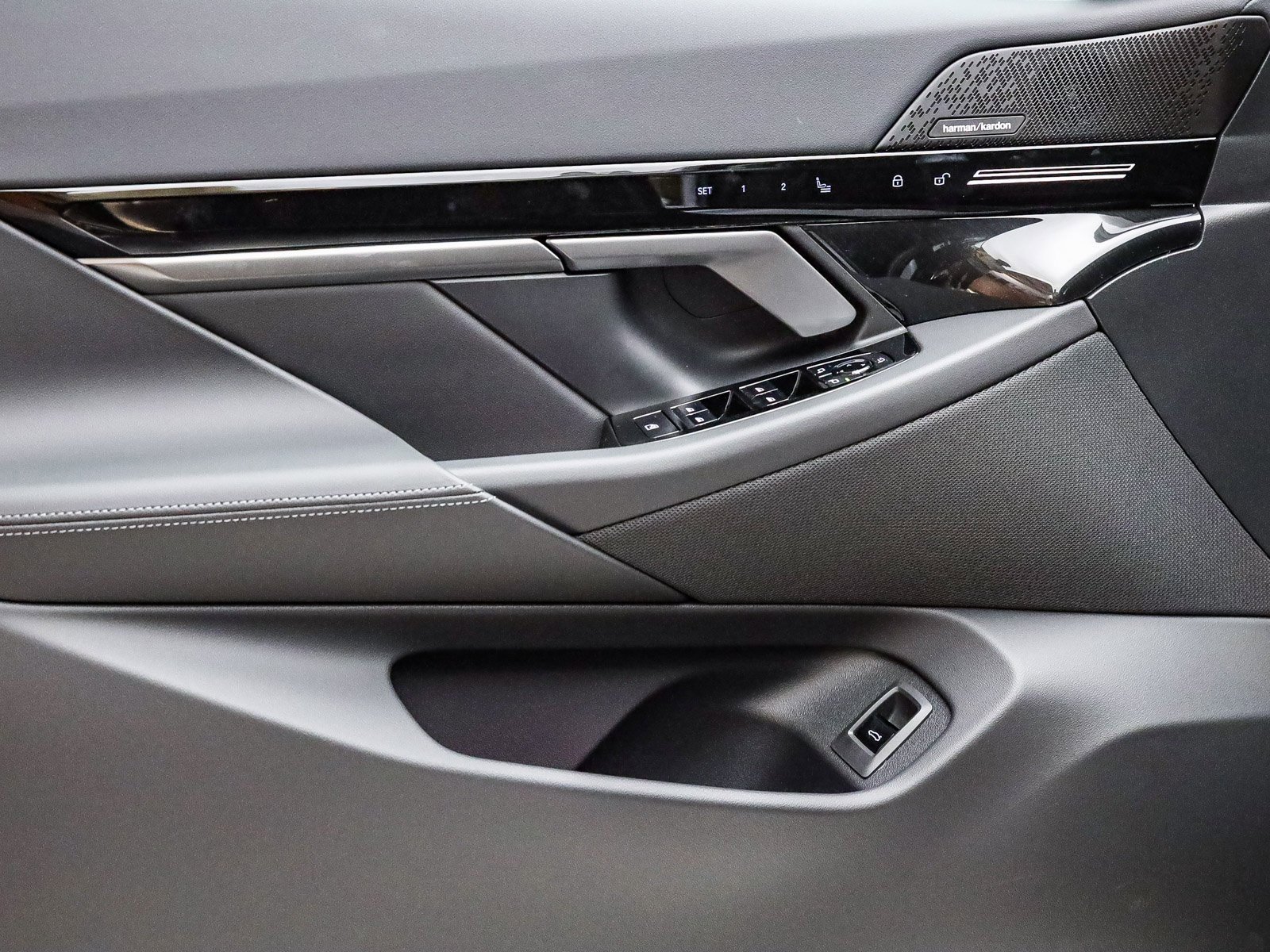New 2026 BMW 530i w/ M Sport Package image 21