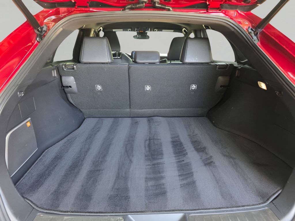 Used 2021 Toyota Venza XLE w/ Softex Package AWD/4WD image 6