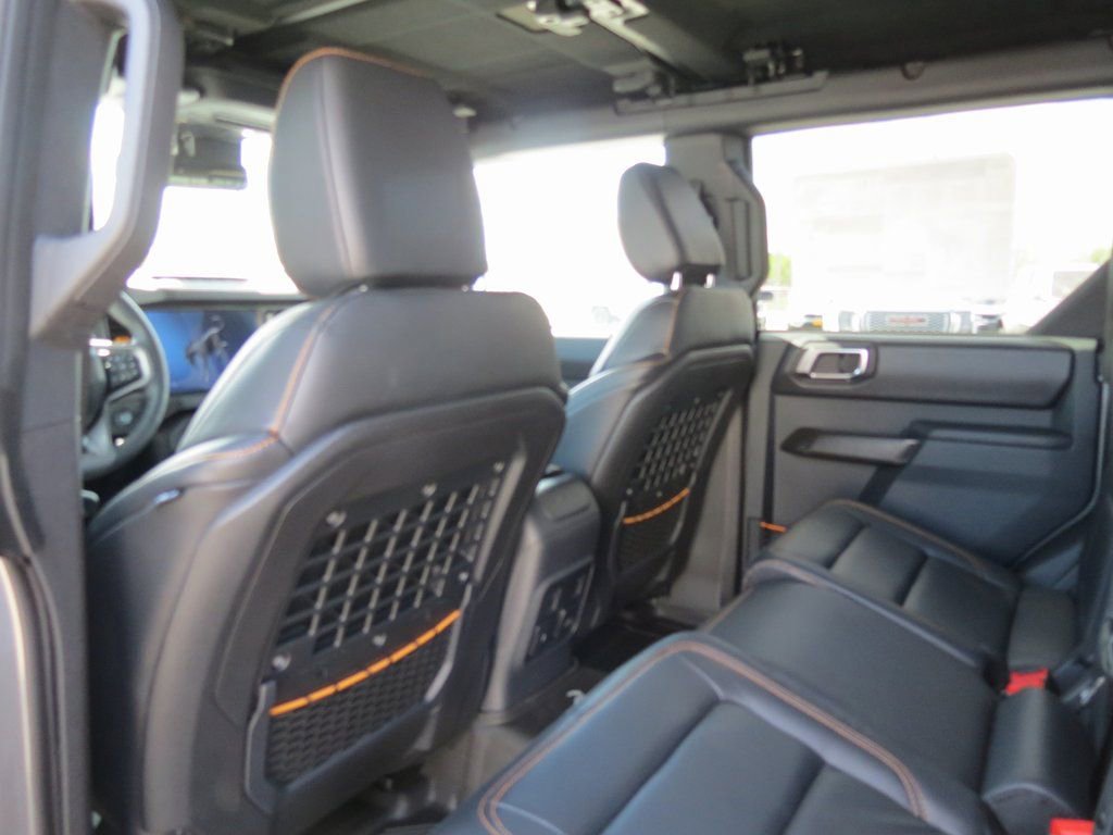 Used 2024 Ford Bronco Badlands image 28