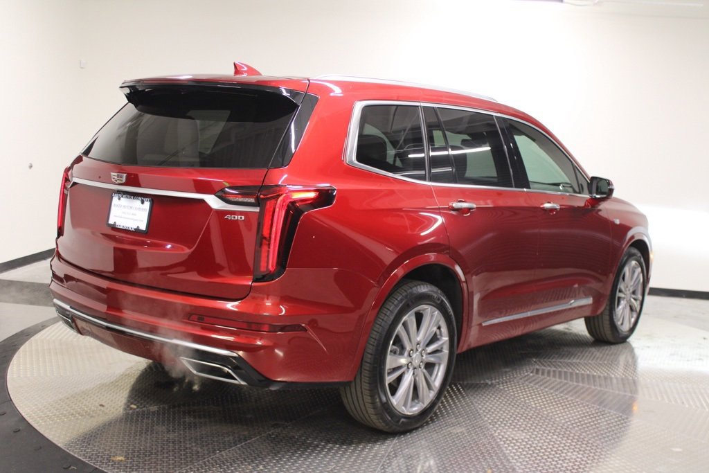 Used 2024 Cadillac XT6 Premium Luxury image 5