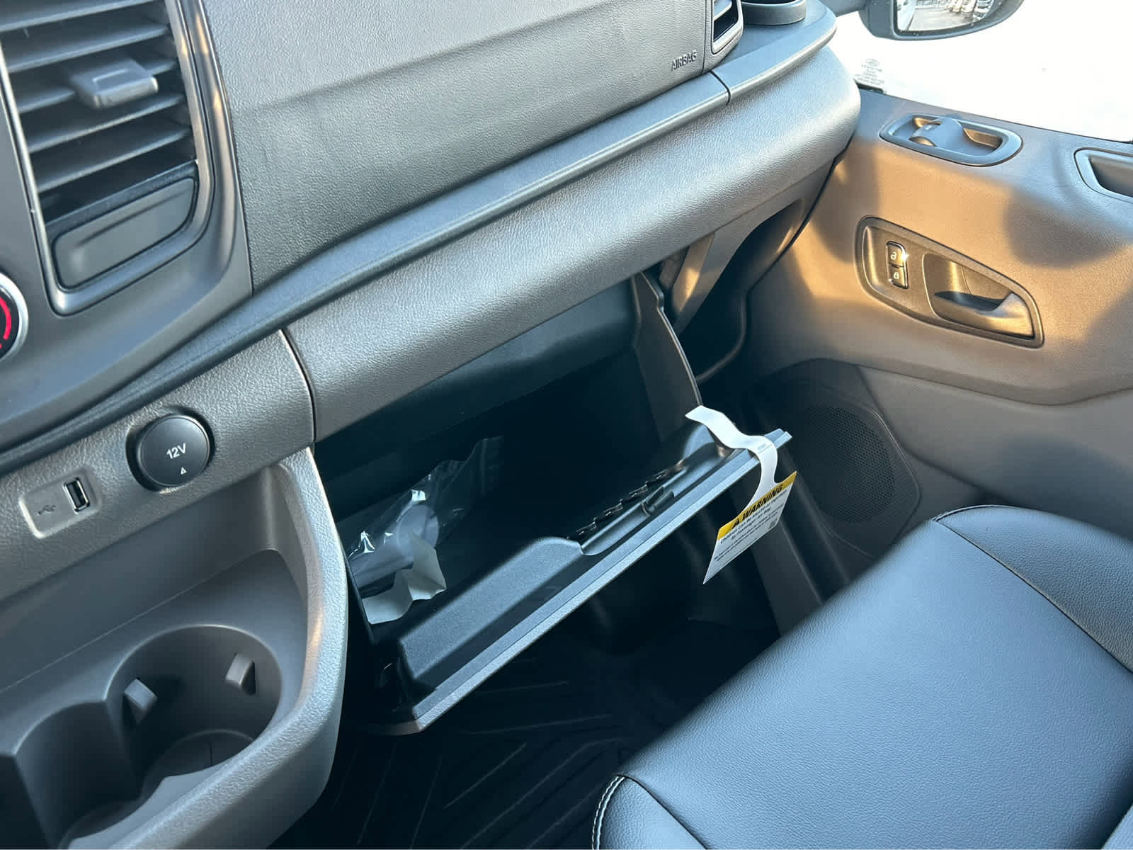 New 2025 Ford Transit 250 148 Medium Roof w/ Load Area Protection Package image 40