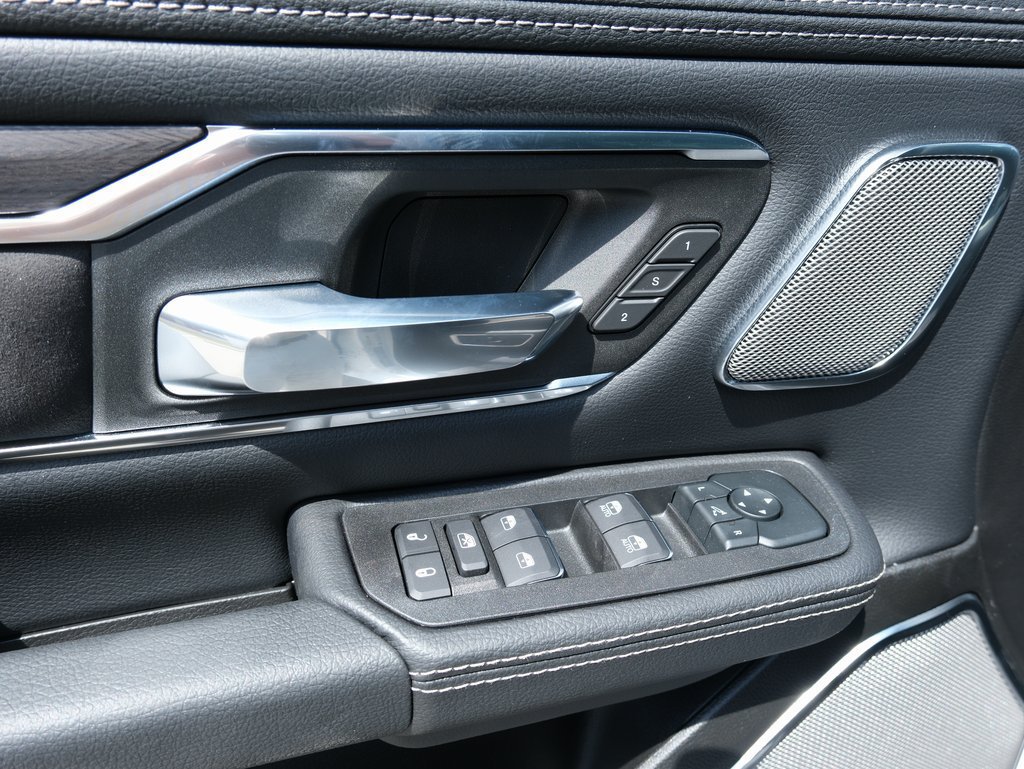New 2026 RAM 1500 Laramie AWD/4WD image 27