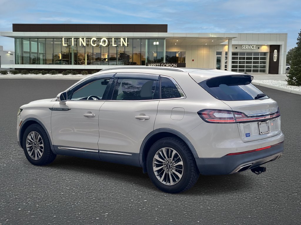 Certified 2020 Lincoln Nautilus FWD w/ Equipment Group 101A image 3