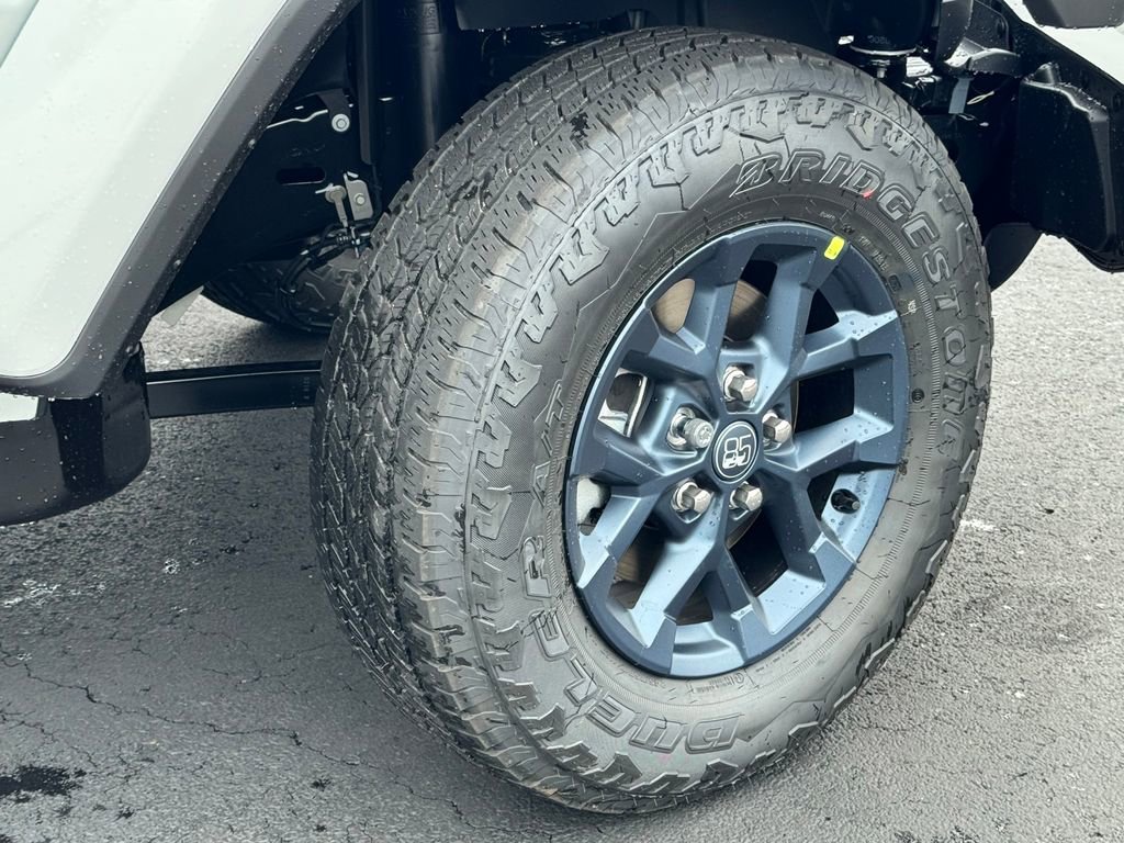 New 2026 Jeep Gladiator Sport AWD/4WD image 9