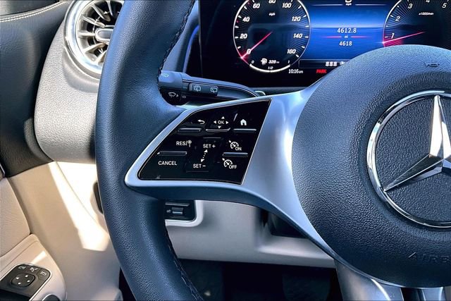 Used 2026 Mercedes-Benz GLB 250 4MATIC image 14