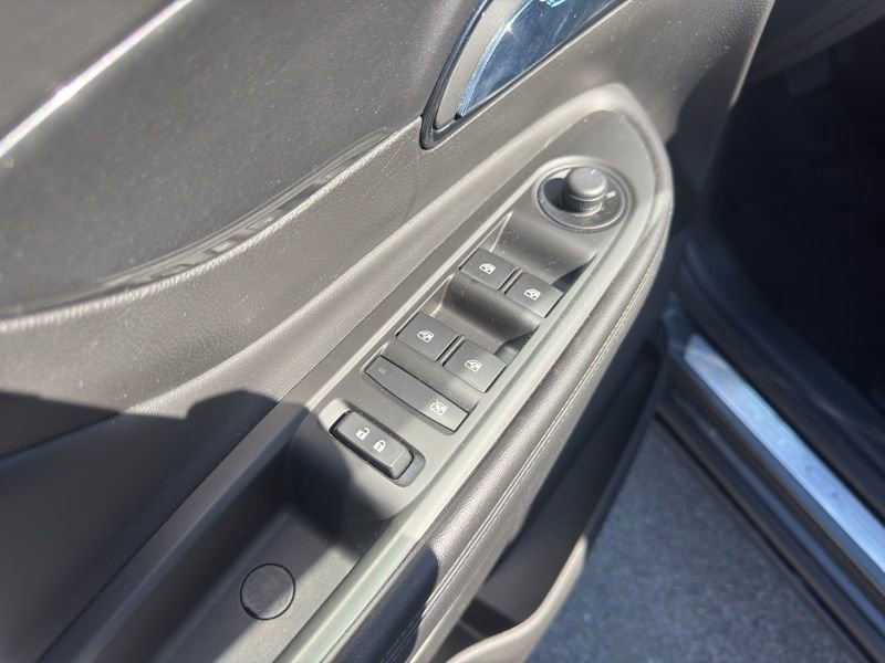 Used 2017 Buick Encore Preferred image 10