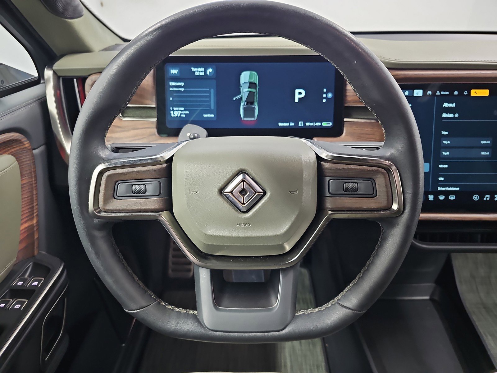 Used 2022 Rivian R1T Adventure AWD/4WD image 26