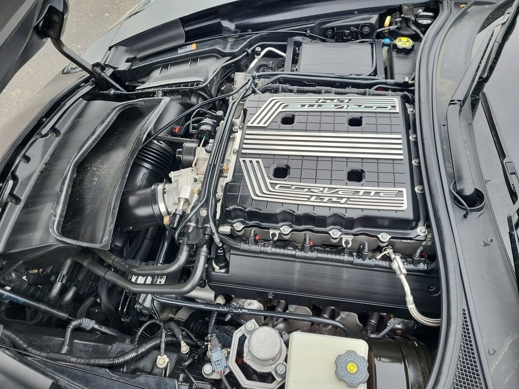Used 2017 Chevrolet Corvette Z06 image 16