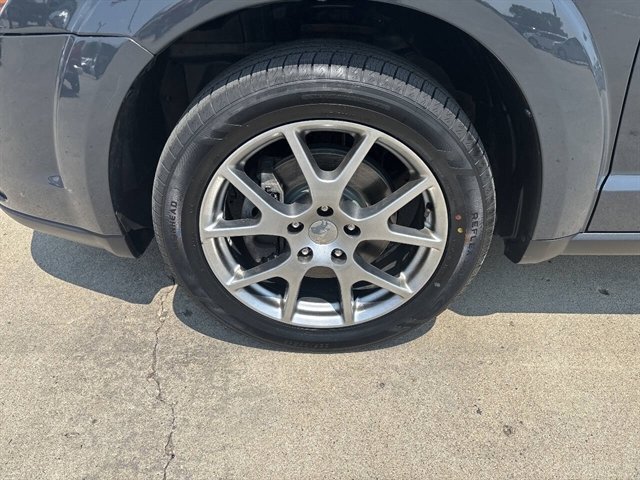 Used 2017 Dodge Journey GT AWD/4WD image 2