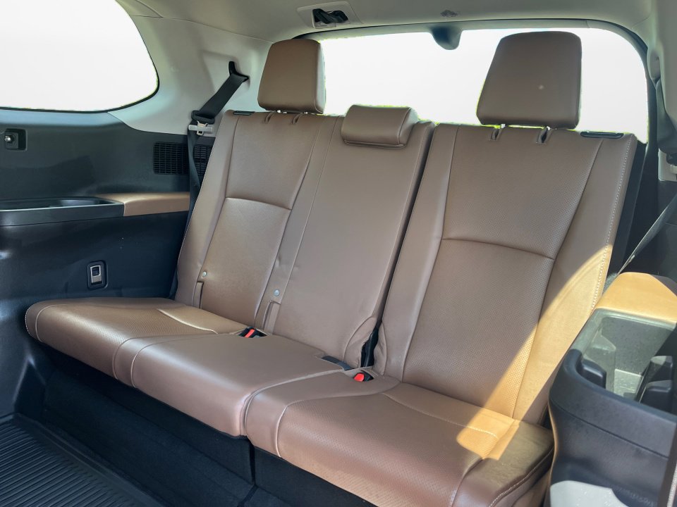 Certified 2024 Toyota Grand Highlander AWD image 12
