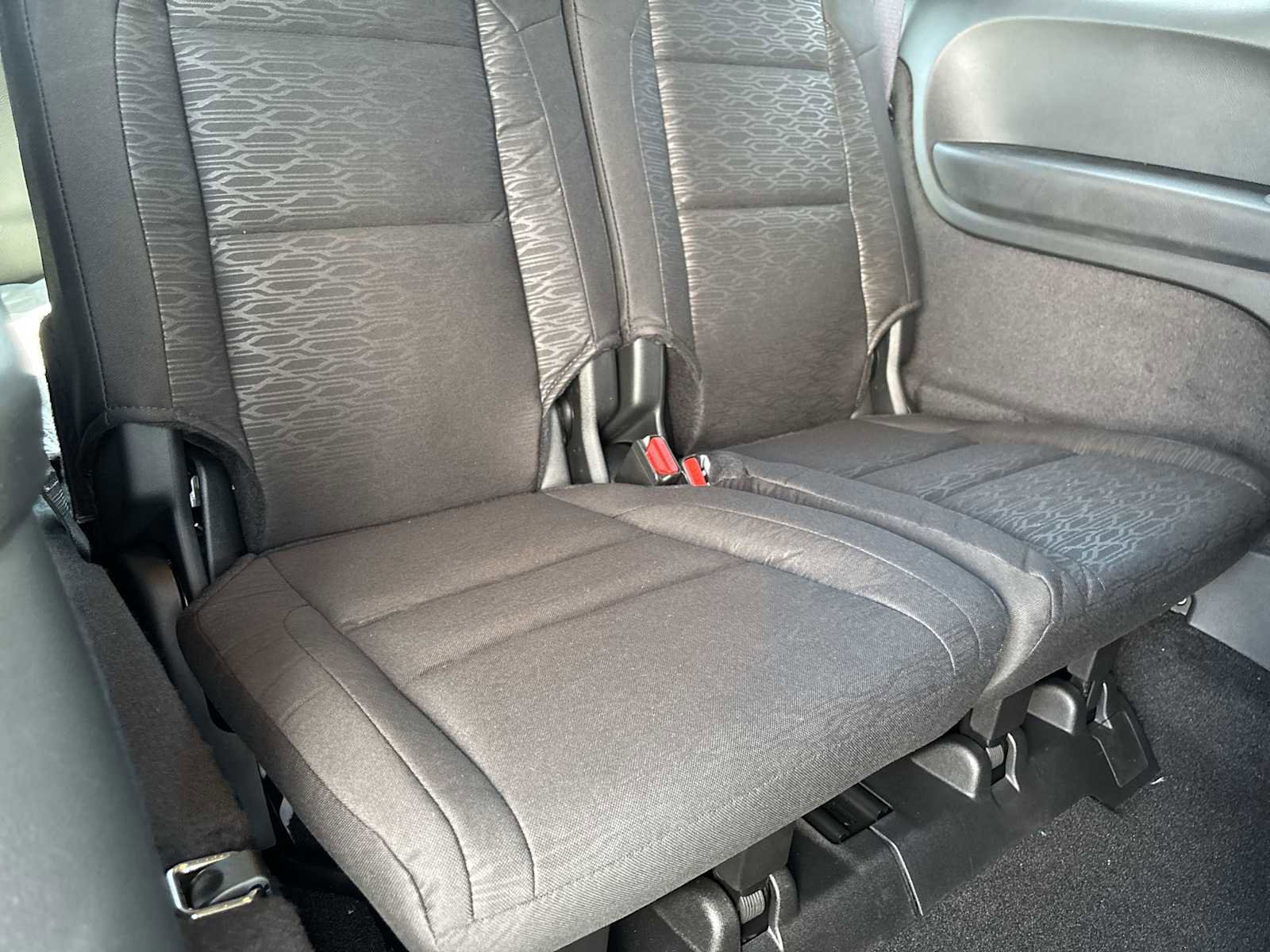 Used 2025 Dodge Durango GT w/ Blacktop Package AWD/4WD image 29