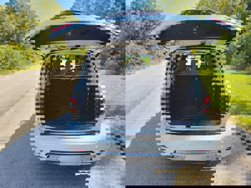 Used 2017 Nissan Armada Platinum image 10