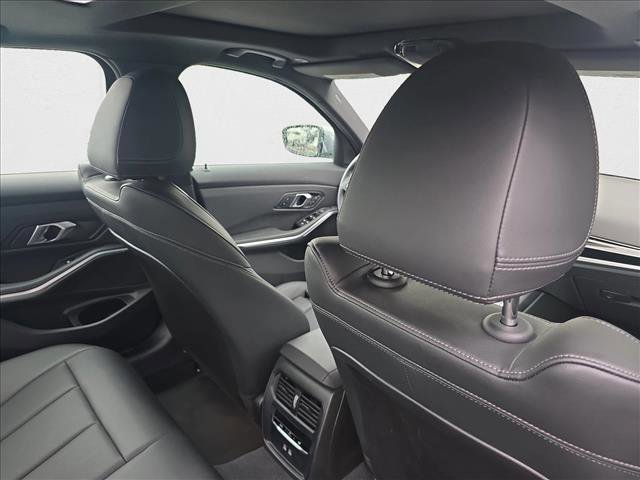 Used 2024 BMW 330e w/ Convenience Package image 20