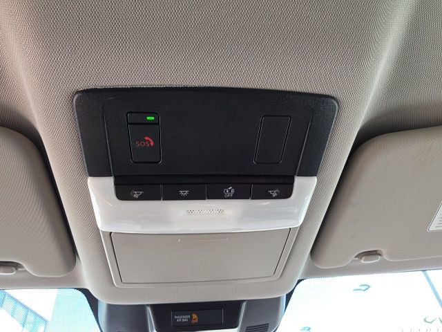 Used 2023 Nissan Rogue SV image 20