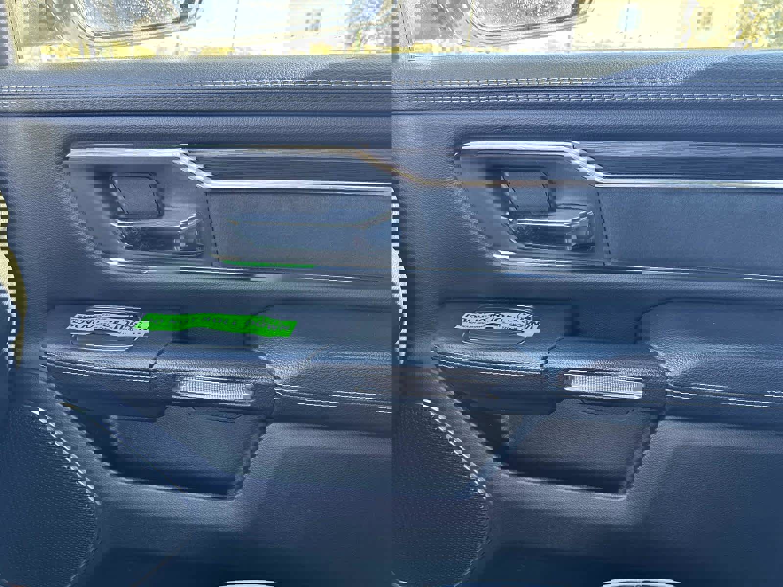 Used 2024 RAM 1500 Laramie image 22