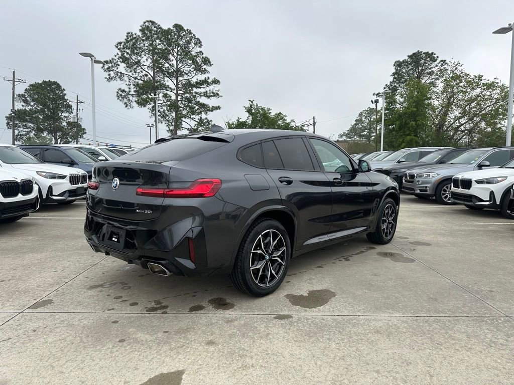 Certified 2025 BMW X4 xDrive30i image 7