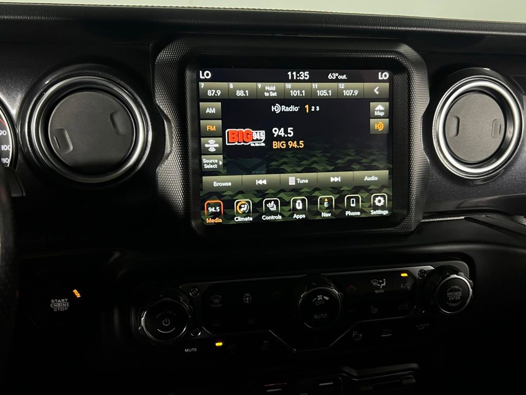 Used 2022 Jeep Wrangler Unlimited Rubicon w/ Xtreme Recon 35" Tire Package image 19