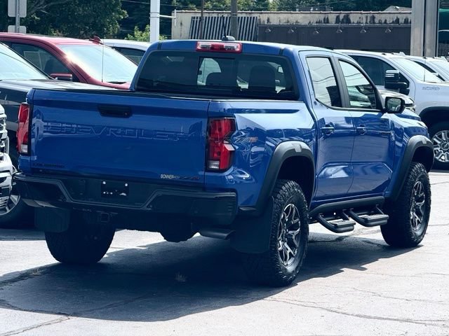 Used 2026 Chevrolet Colorado ZR2 w/ Technology Package AWD/4WD image 7