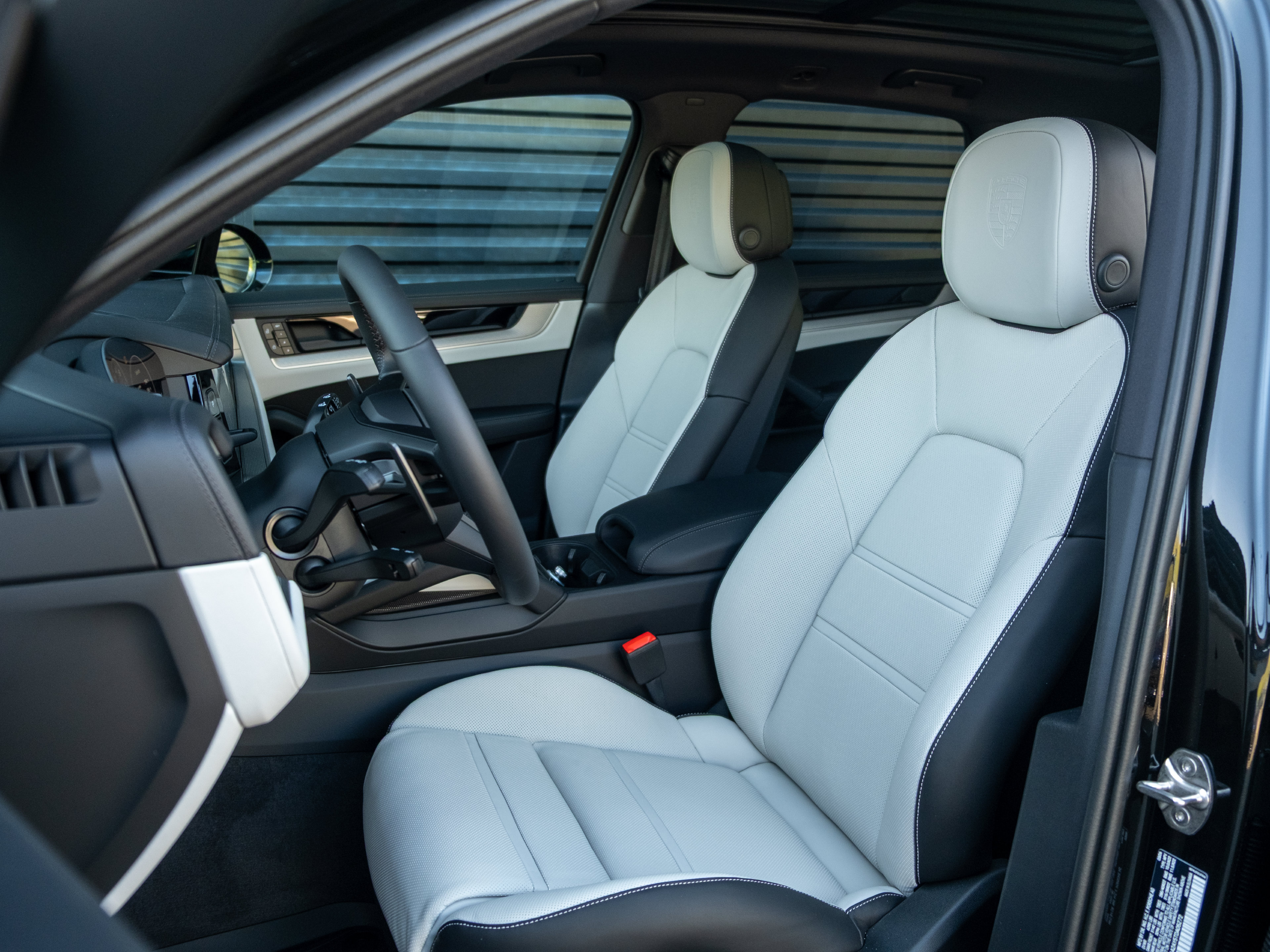 New 2026 Porsche Cayenne AWD/4WD image 5