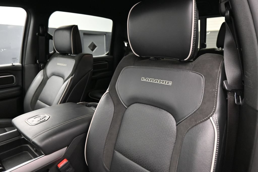 Used 2026 RAM 1500 Laramie w/ Sport Appearance Package AWD/4WD image 13