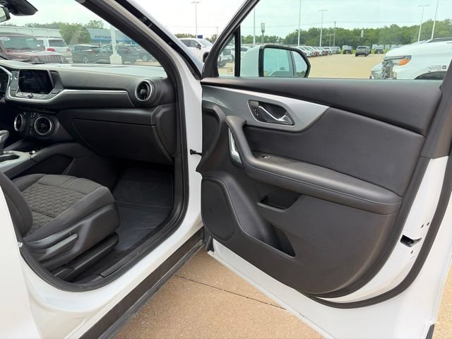 Used 2021 Chevrolet Blazer LT FWD image 46