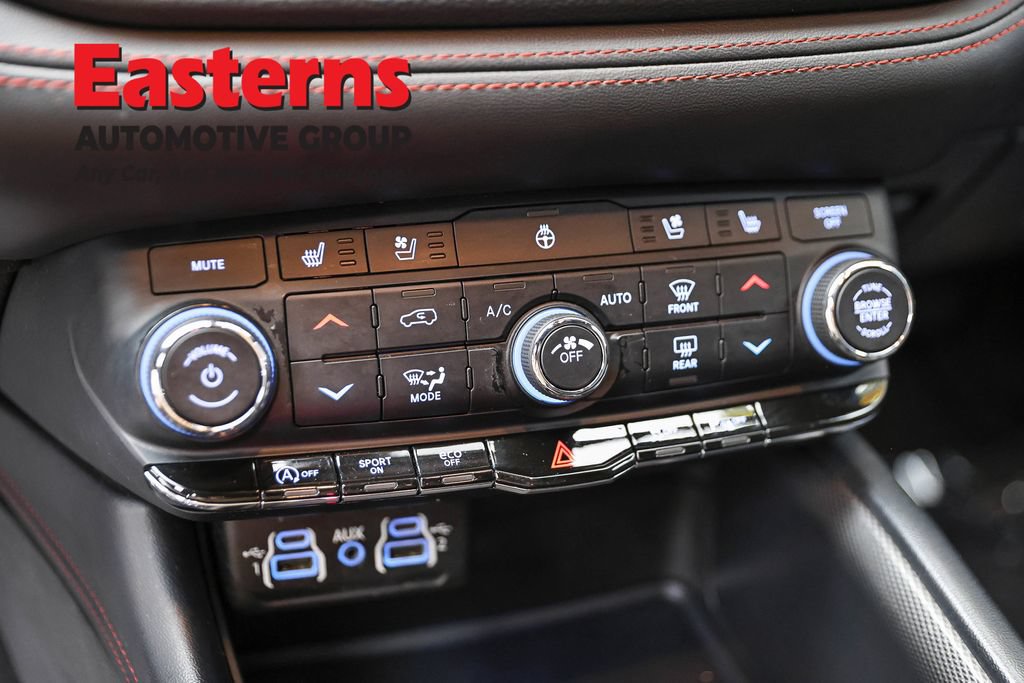 Used 2024 Dodge Durango GT RWD image 20
