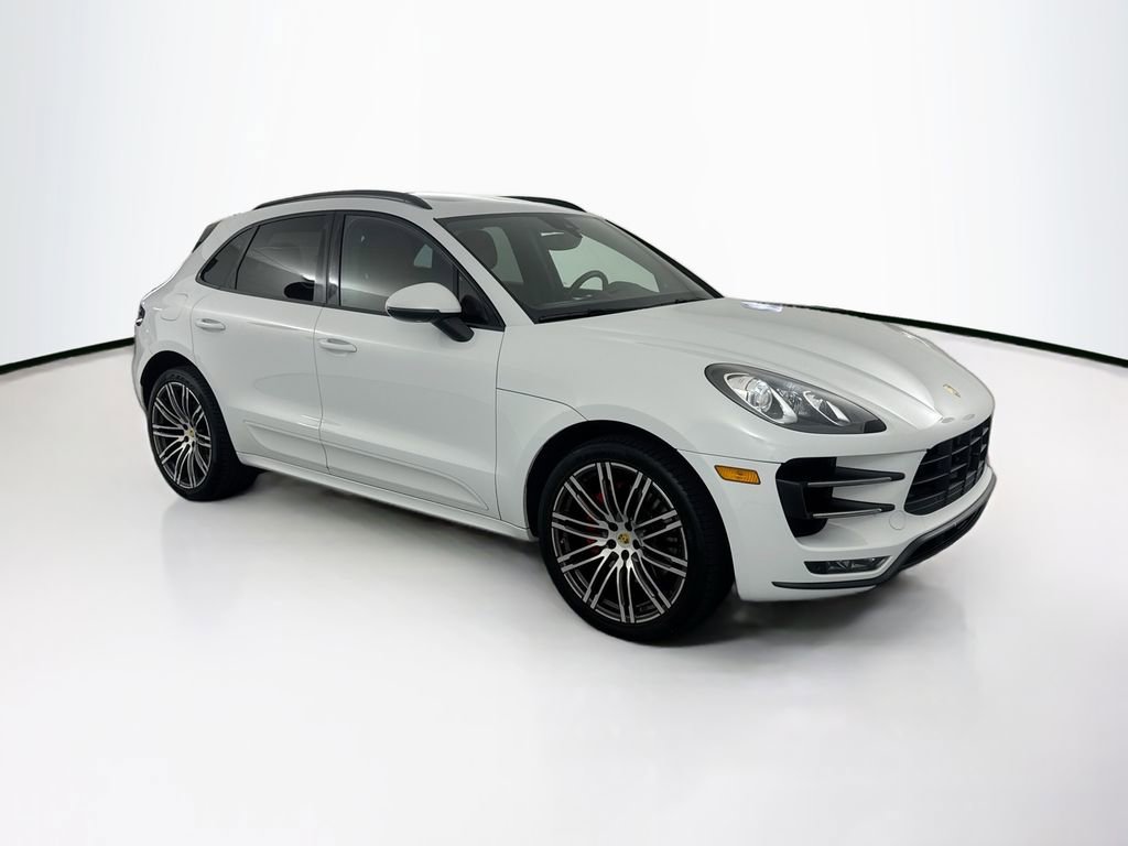 Used 2017 Porsche Macan Turbo AWD/4WD image 3