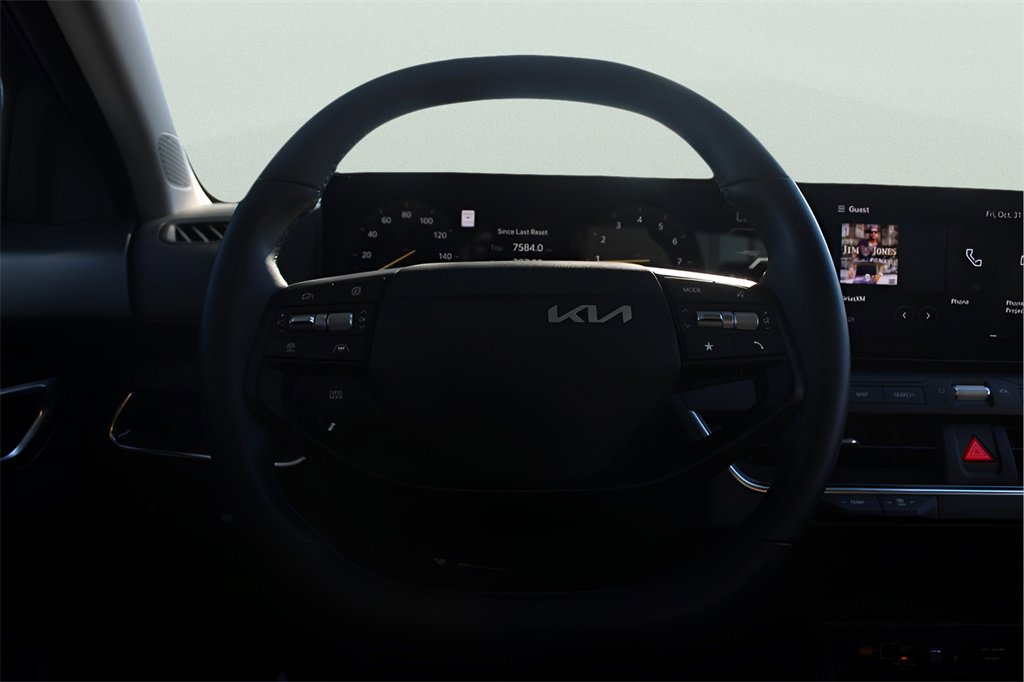 Used 2025 Kia K4 EX image 13