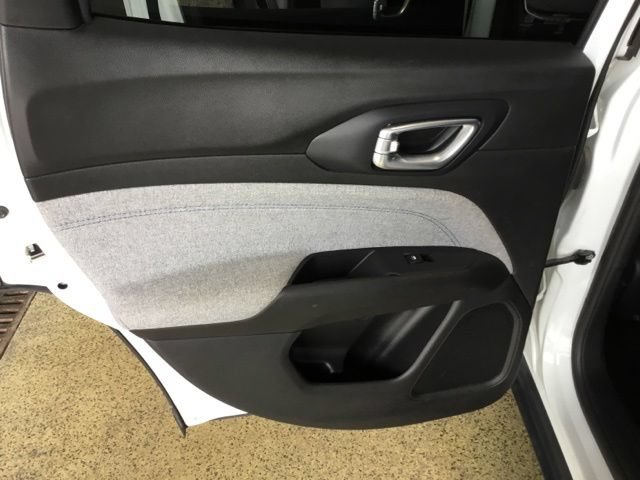 Used 2024 Jeep Compass Latitude AWD/4WD image 37