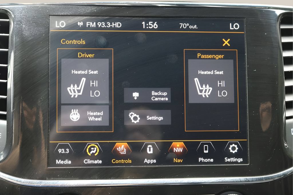 Used 2022 Jeep Grand Cherokee Laredo X RWD image 30