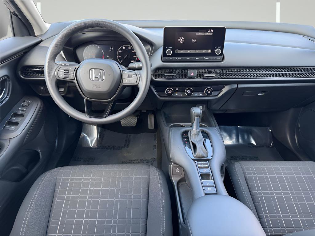 Used 2025 Honda HR-V LX image 5