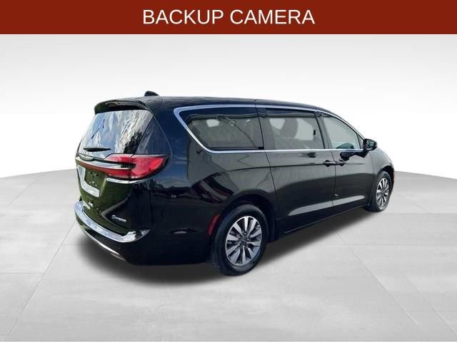 Used 2024 Chrysler Pacifica Limited FWD image 7
