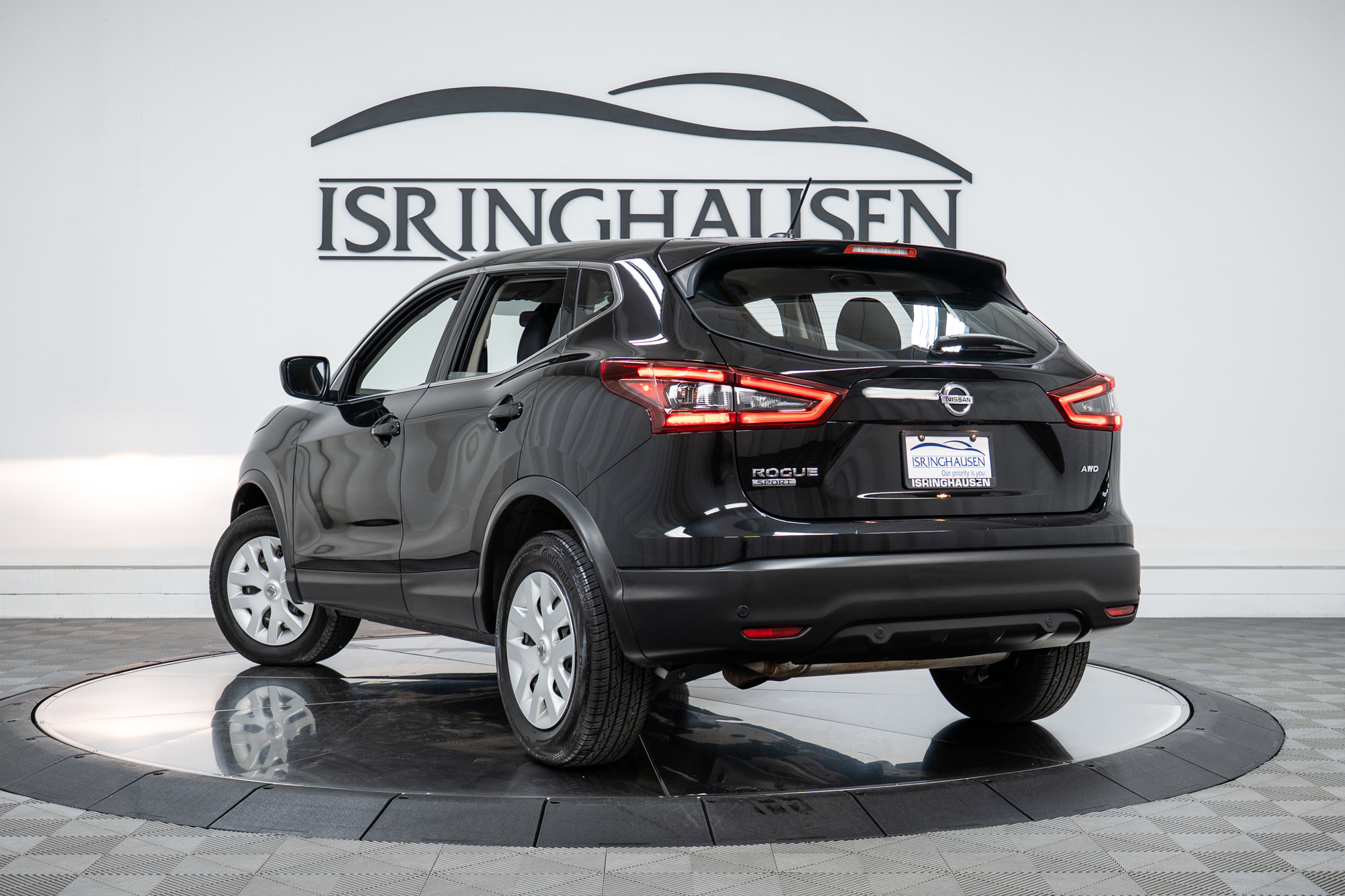 Used 2020 Nissan Rogue Sport S image 27