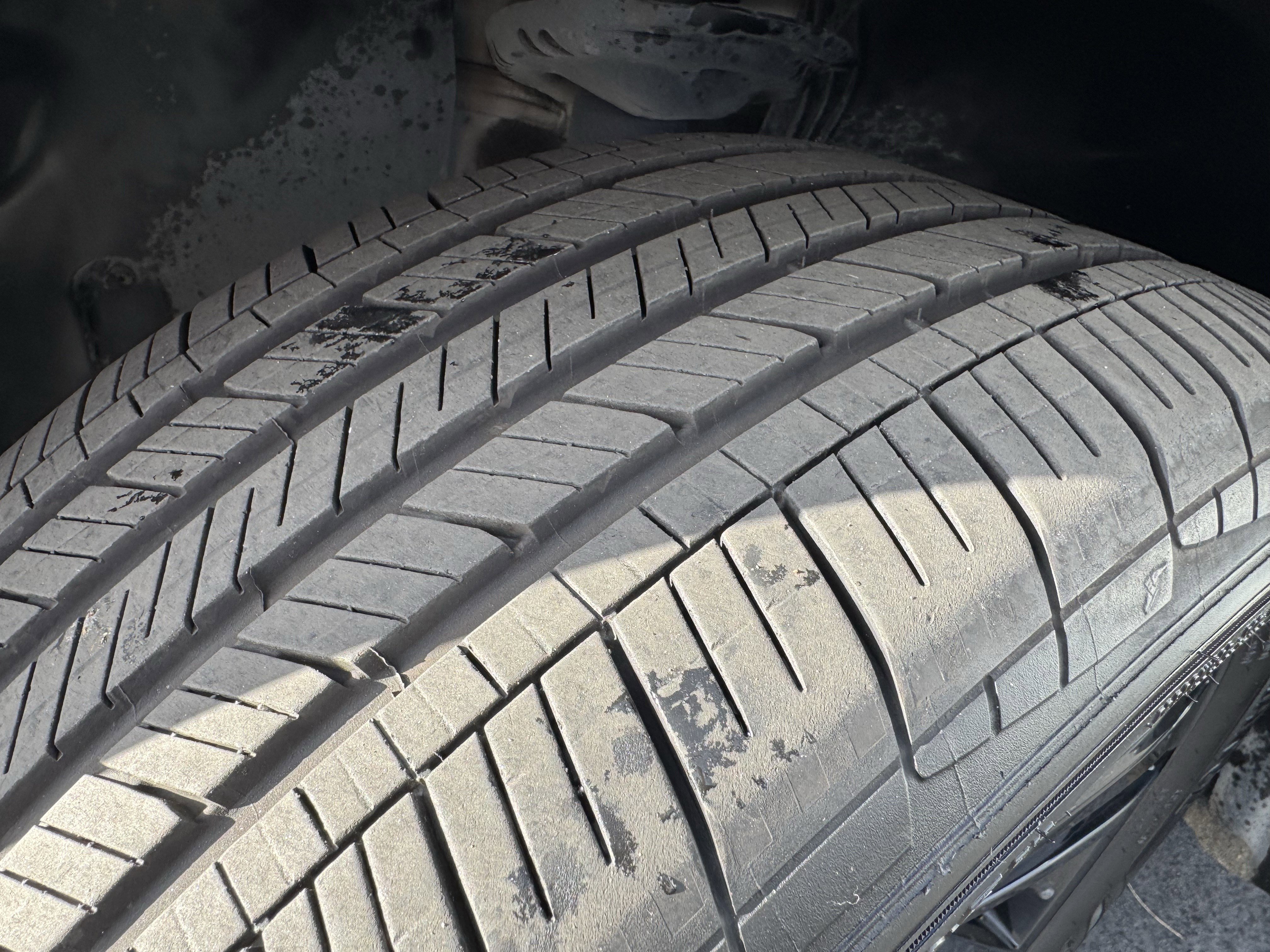 Certified 2023 Volkswagen Atlas Cross Sport SE w/ Black Wheel Package image 12