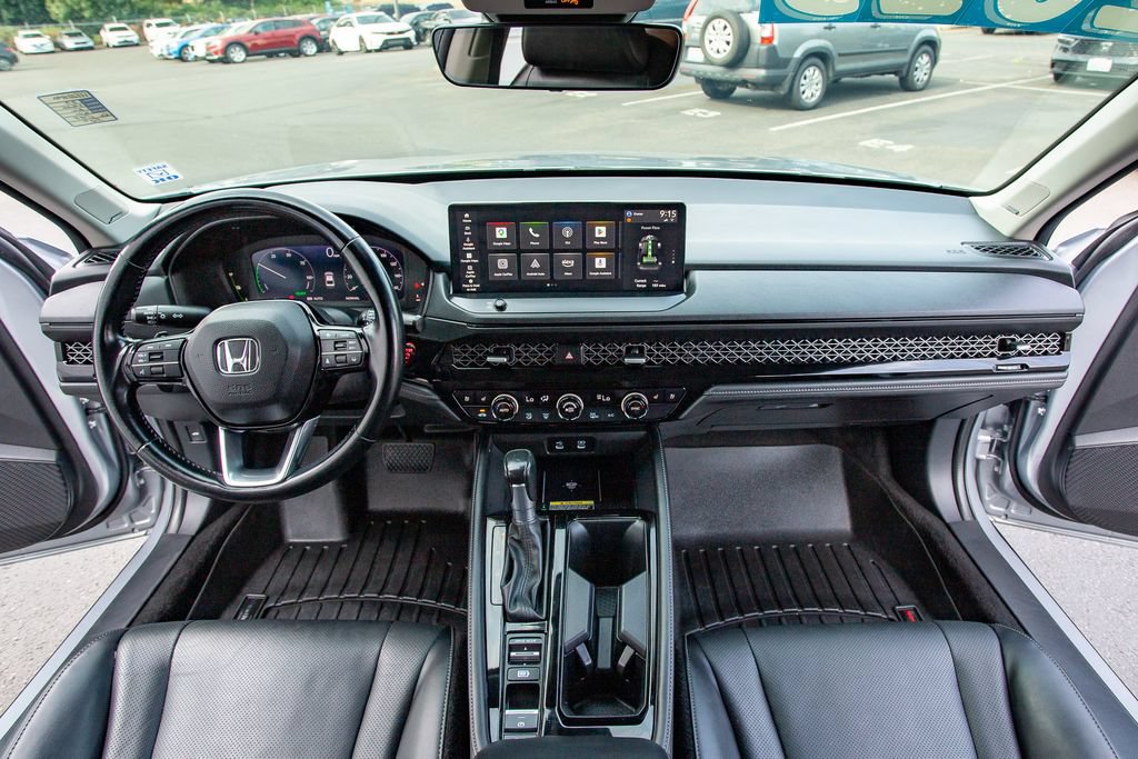Used 2023 Honda Accord Touring image 24