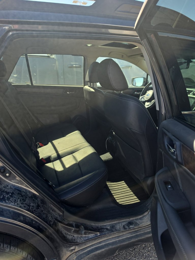 Used 2018 Subaru Outback 2.5i Limited AWD/4WD image 11