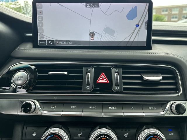 Used 2023 Genesis G70 2.0T image 14