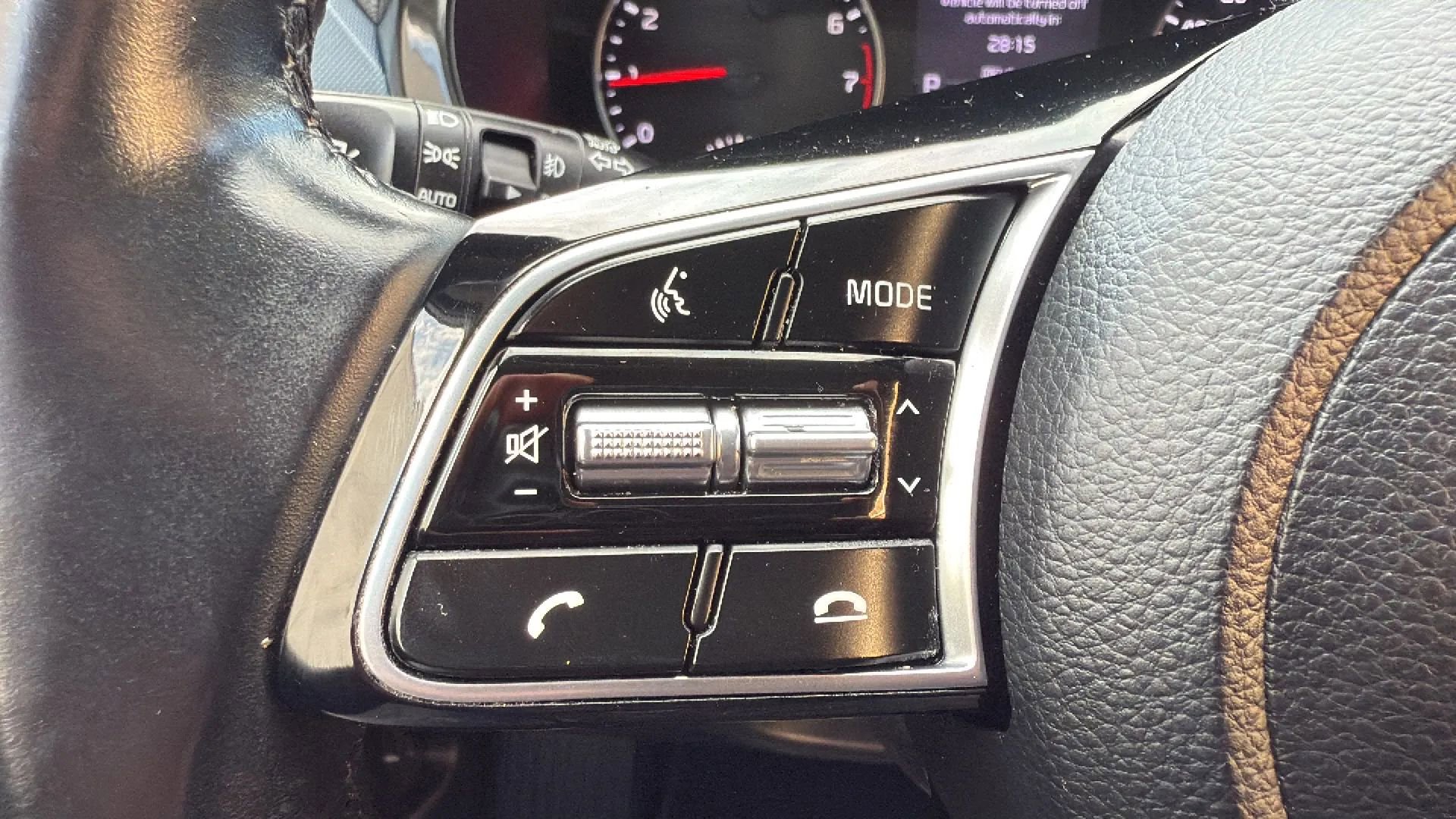 Used 2022 Kia Seltos Nightfall Edition image 12