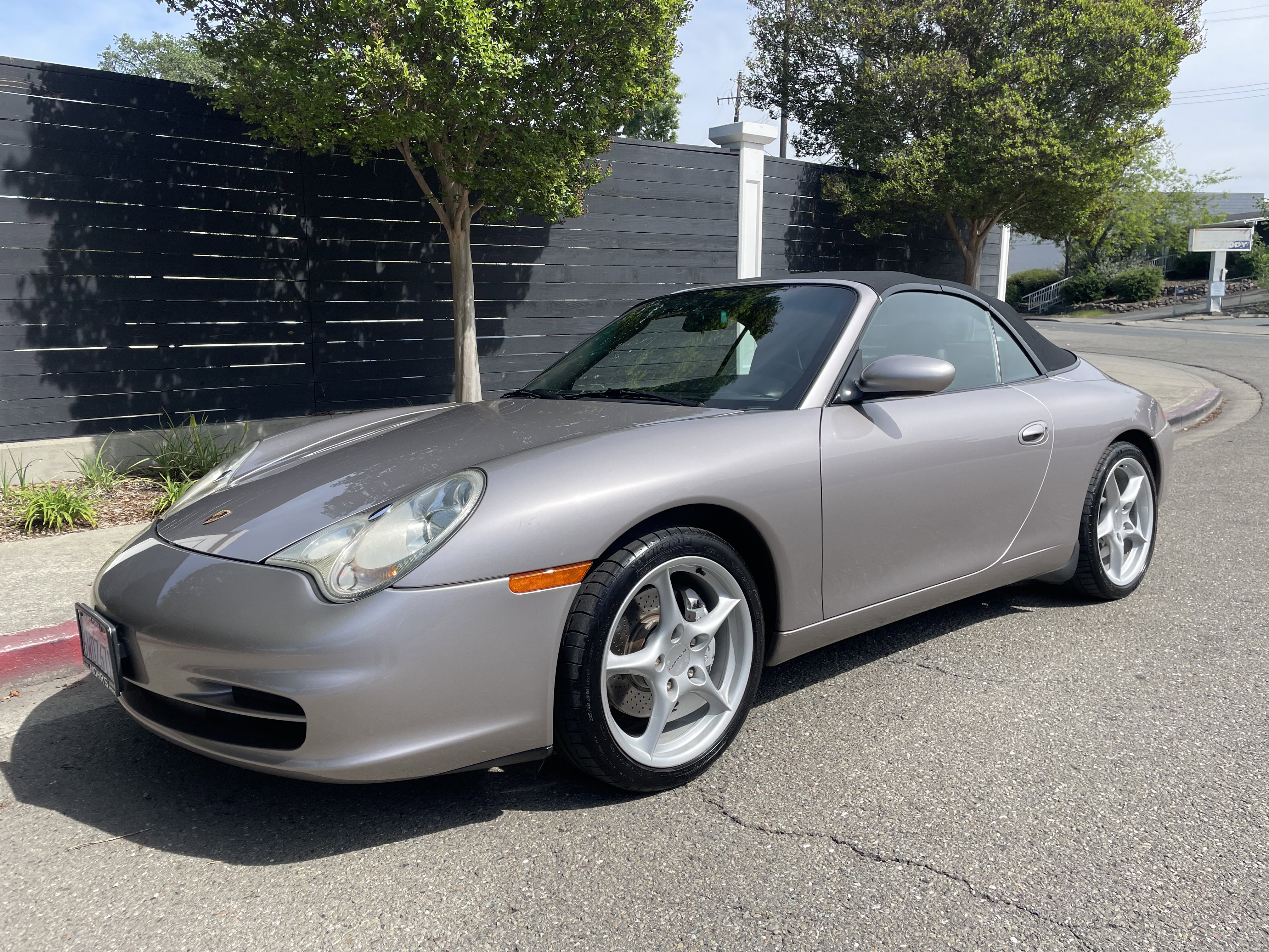 Used 2003 Porsche 911 Carrera 4 image 7