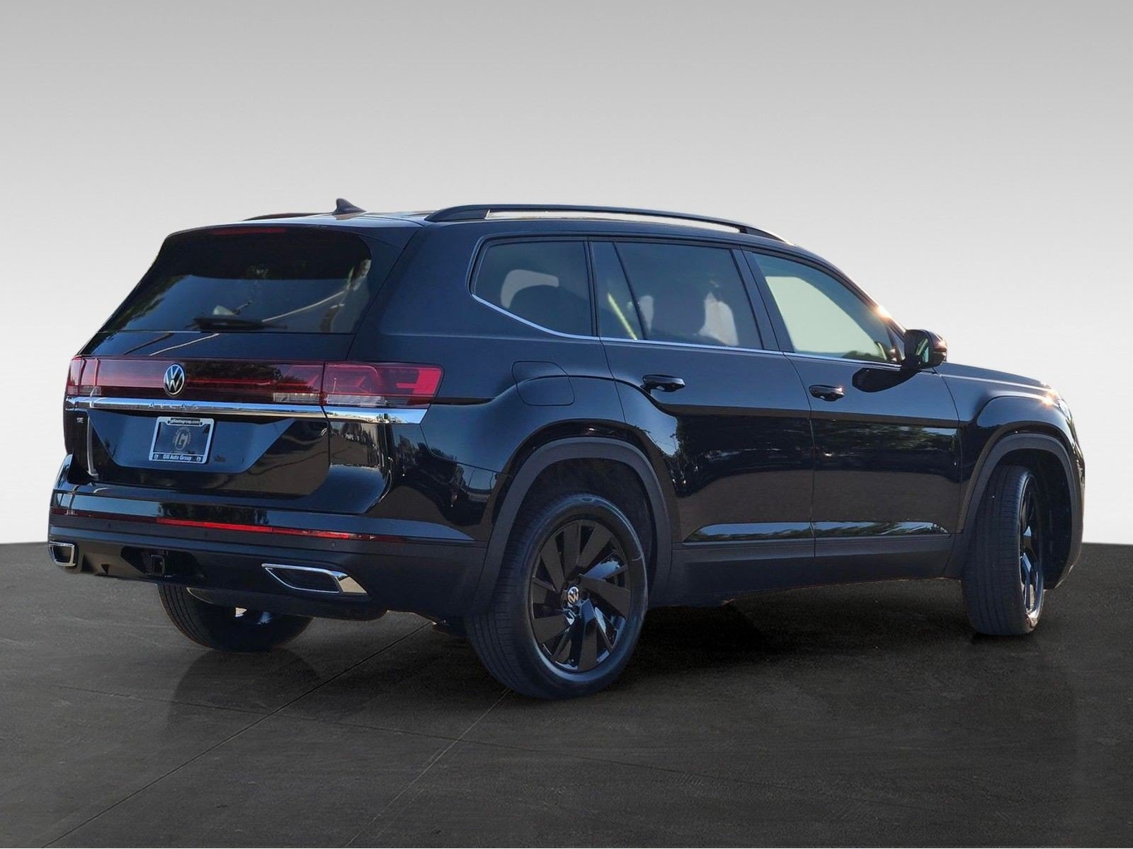 New 2026 Volkswagen Atlas SE FWD image 6