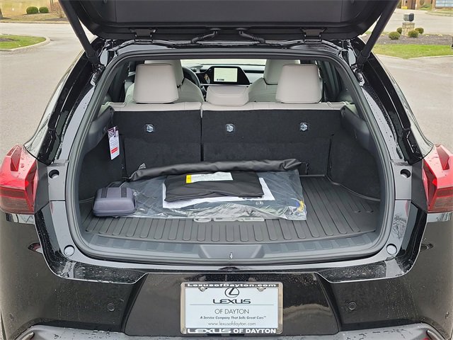 New 2025 Lexus UX 300h AWD image 7