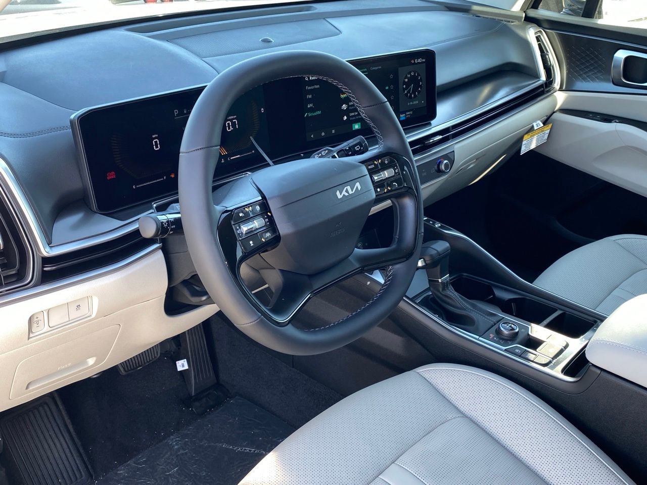 New 2026 Kia Sorento S image 12
