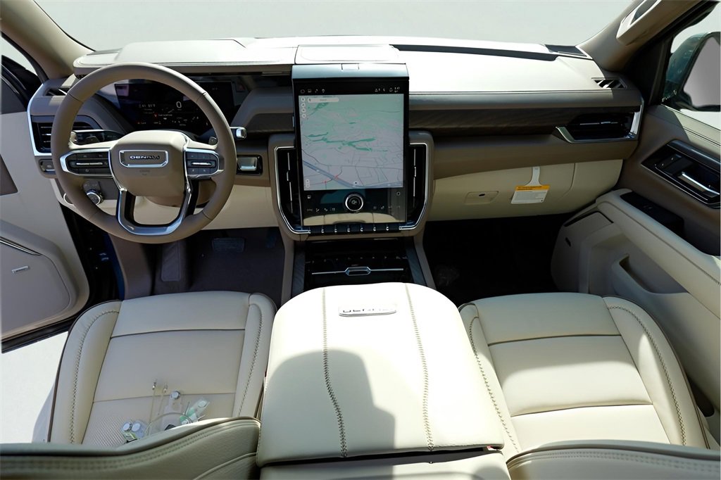 New 2026 GMC Yukon Denali w/ Sun & Power Step Package image 25