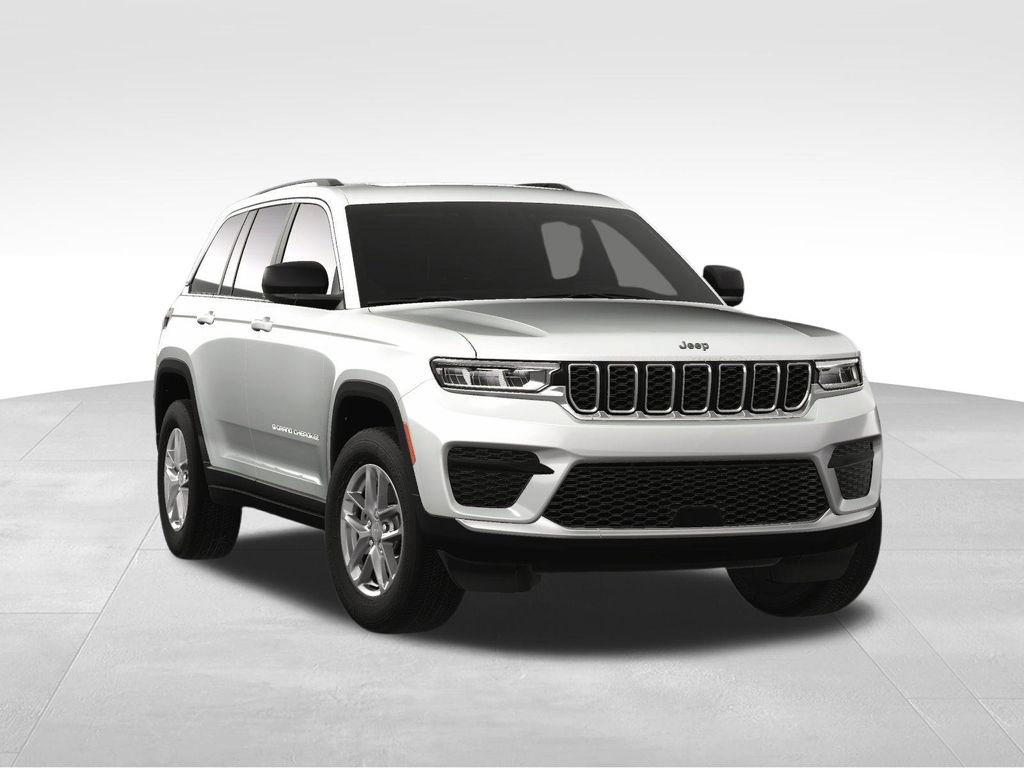 Certified 2025 Jeep Grand Cherokee Laredo X w/ Luxury Tech Group I AWD/4WD image 9